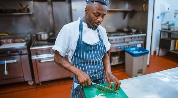 www.ascento.co.ukhubfswhat_courses_are_available_through_the_apprenticeship_levy-1